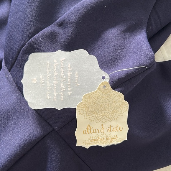 NWT Altar’d State Beautiful Navy Blue Women’s Dress size Small. Retail 69.99 - Picture 7 of 7
